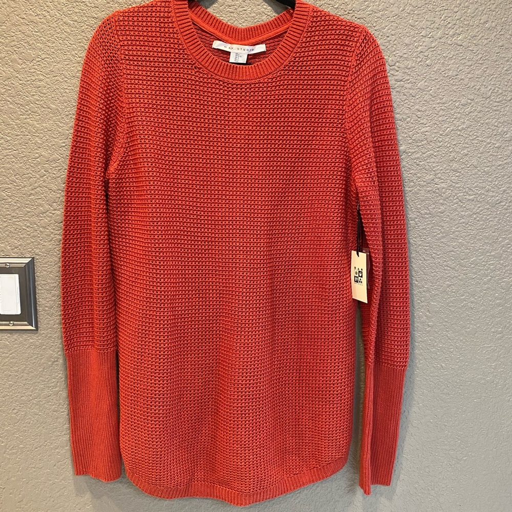 Max Studio Women's Rust Sweater. NWT